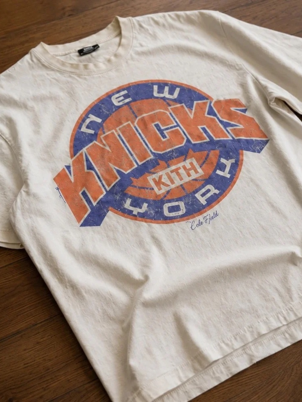 White New York Knicks Logo T-shirt